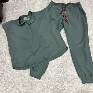 Figs Green Women's Scrub set